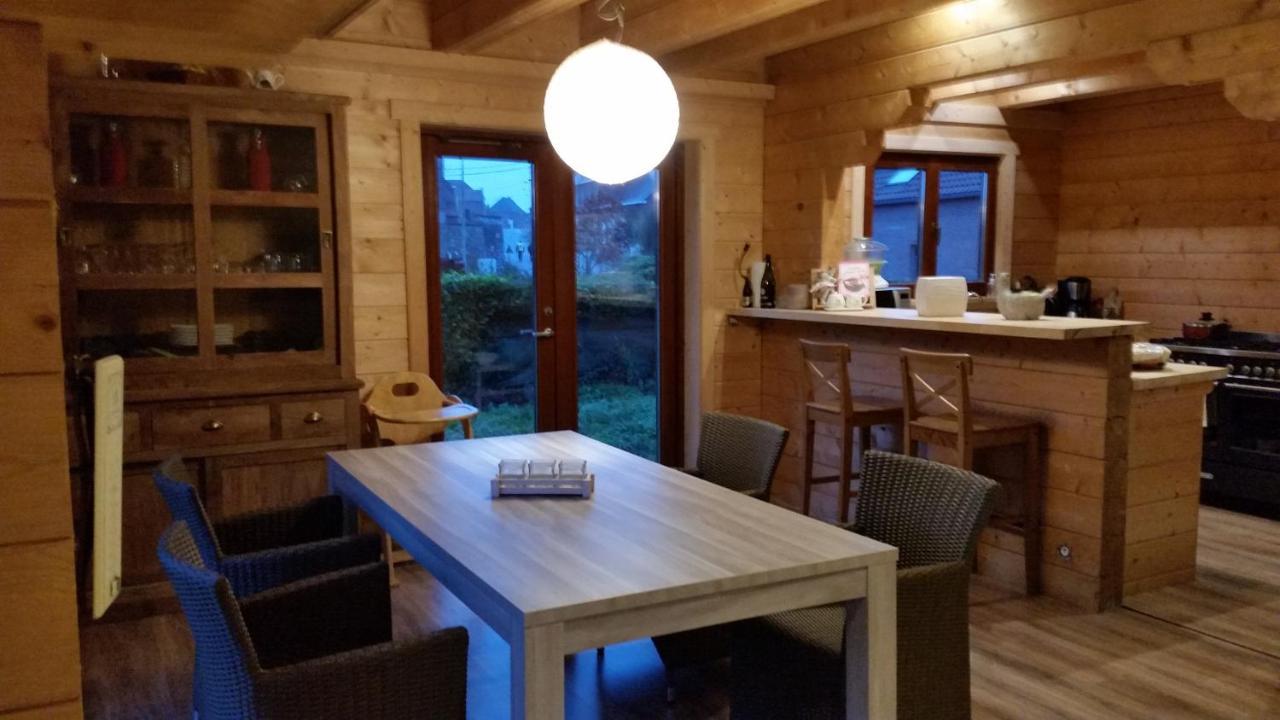 Au Chalet Bed and Breakfast Maubray Exterior foto