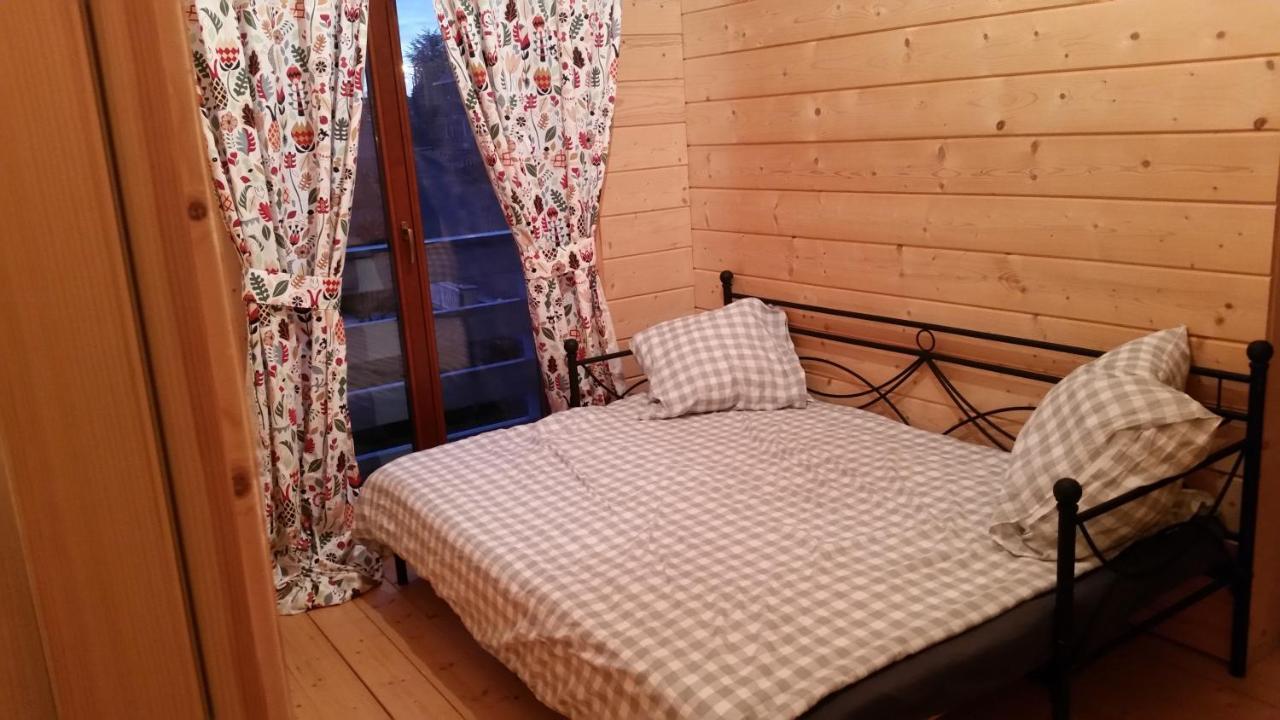 Au Chalet Bed and Breakfast Maubray Exterior foto